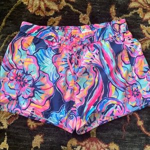 Lilly Pulitzer Luxletic Shorts Small